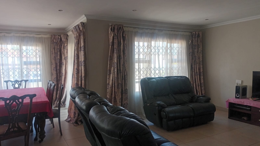 4 Bedroom Property for Sale in Vosloorus Gauteng