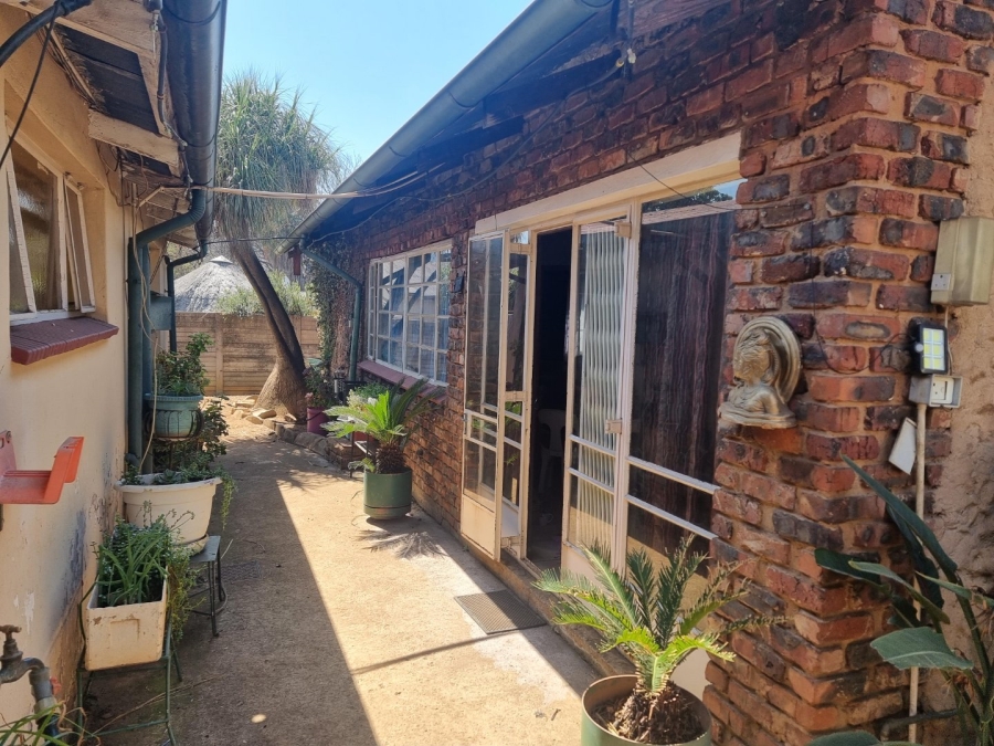 To Let 1 Bedroom Property for Rent in Daspoort Gauteng