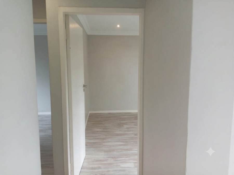 To Let 2 Bedroom Property for Rent in Bryanston Gauteng