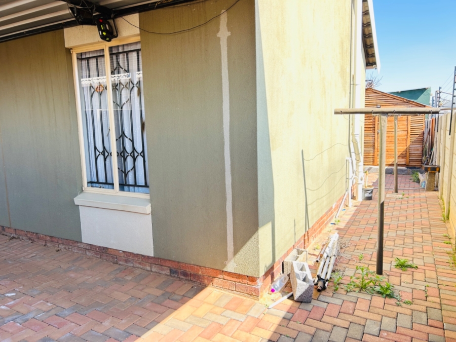 3 Bedroom Property for Sale in Sky City Gauteng