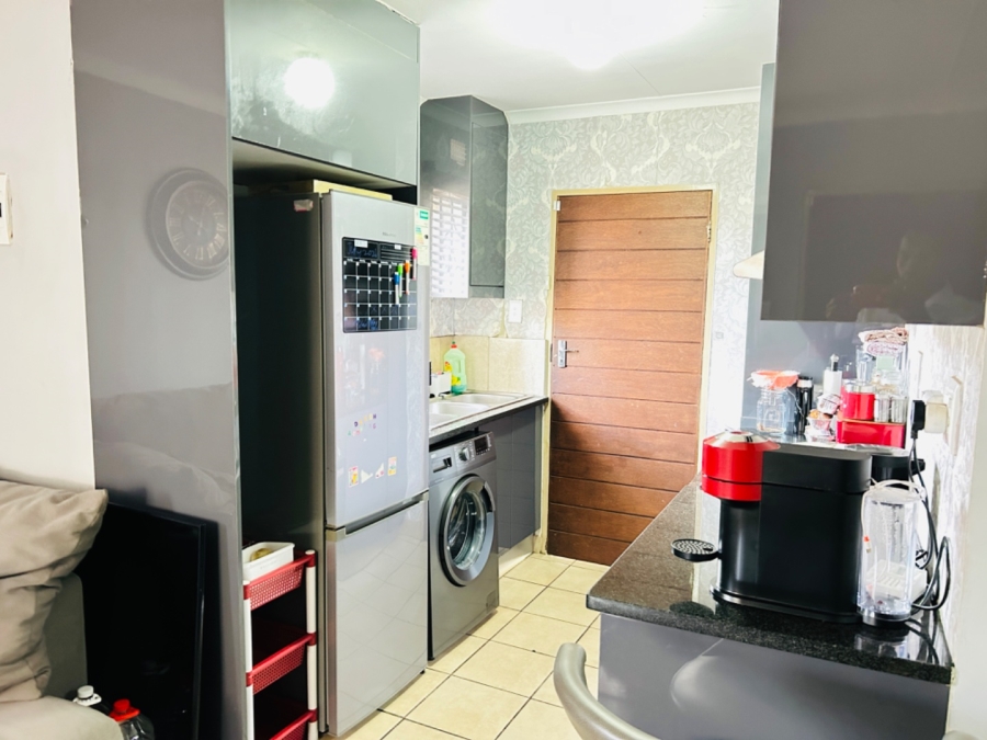 3 Bedroom Property for Sale in Sky City Gauteng