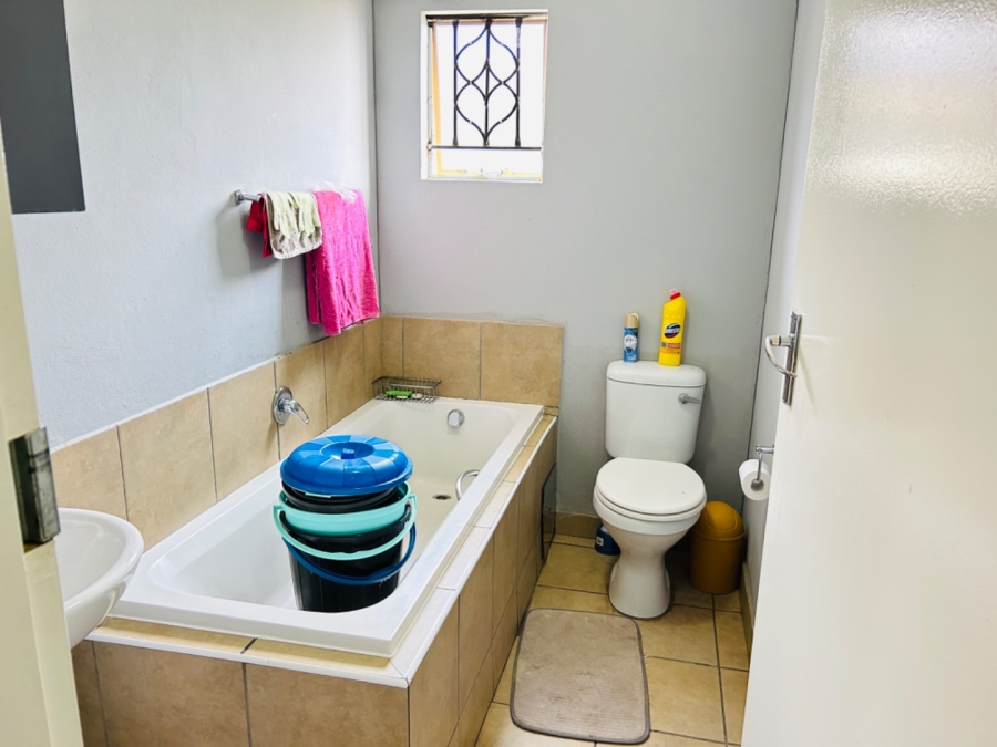 3 Bedroom Property for Sale in Sky City Gauteng