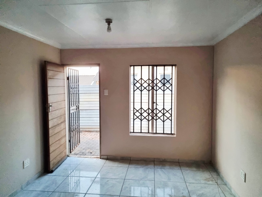 2 Bedroom Property for Sale in Sky City Gauteng