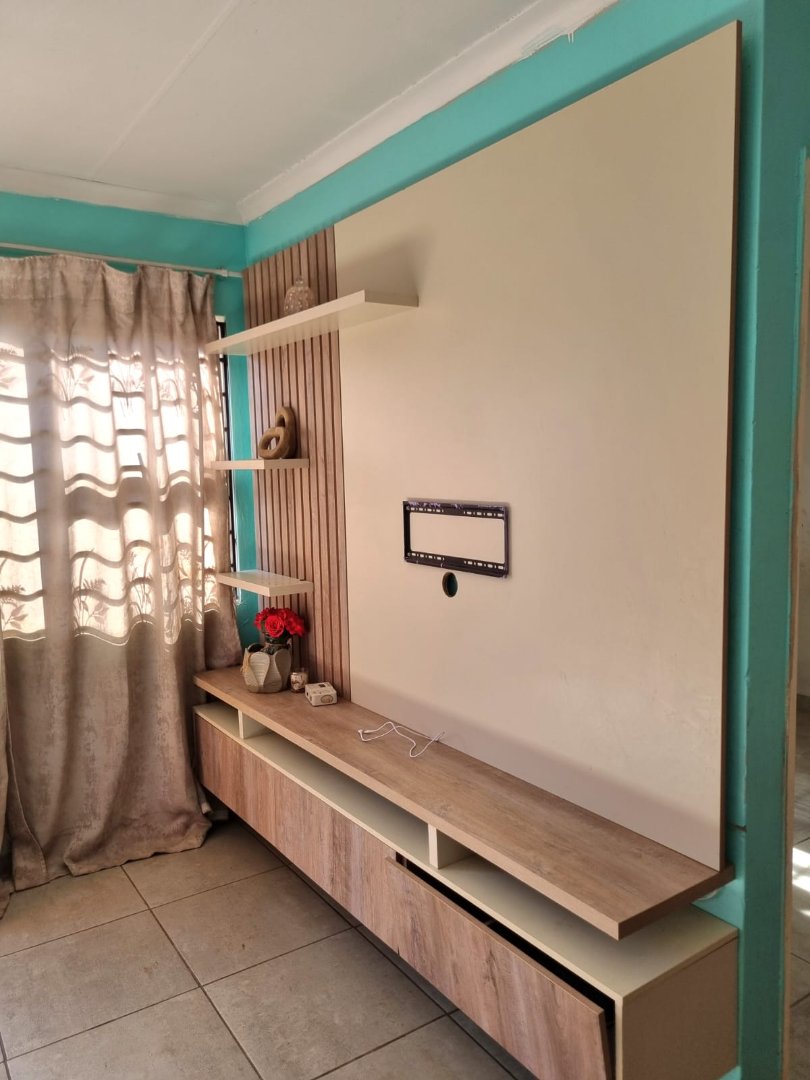 3 Bedroom Property for Sale in Windmill Park Gauteng