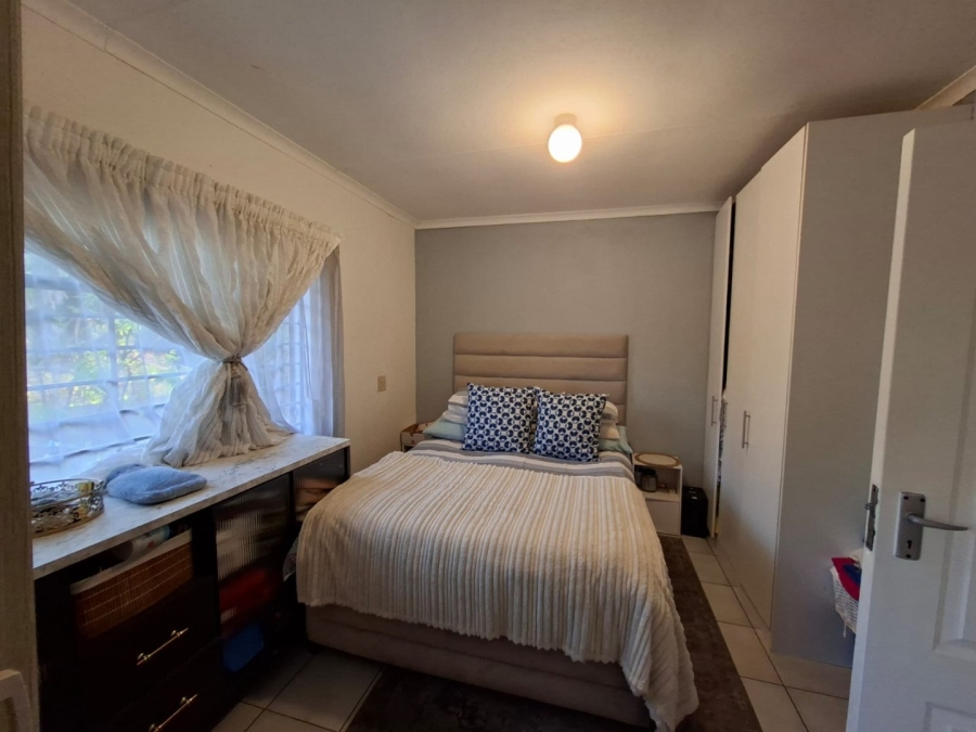 6 Bedroom Property for Sale in The Reeds Gauteng