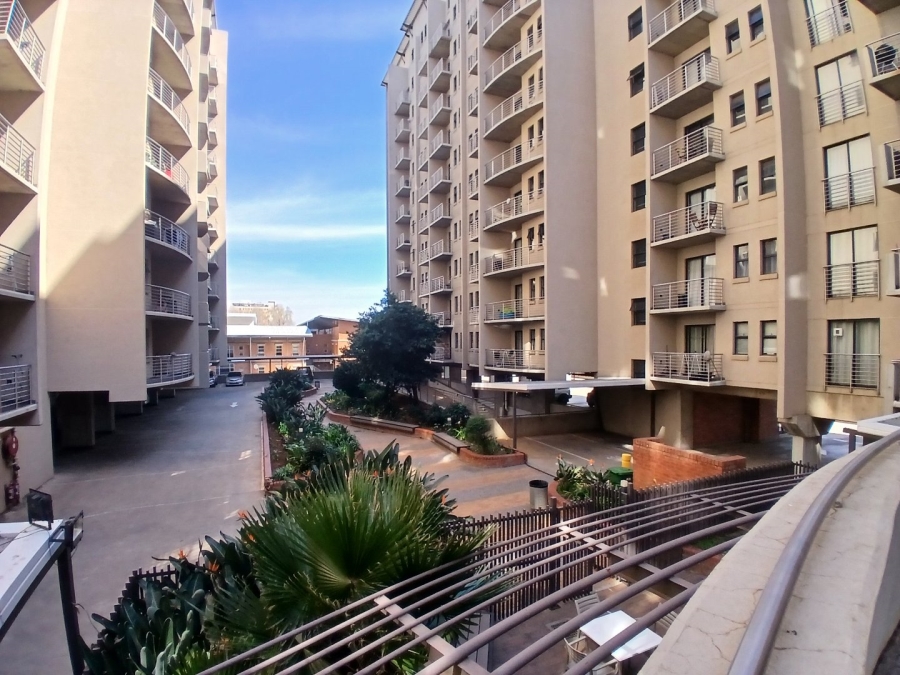 1 Bedroom Property for Sale in Hatfield Gauteng