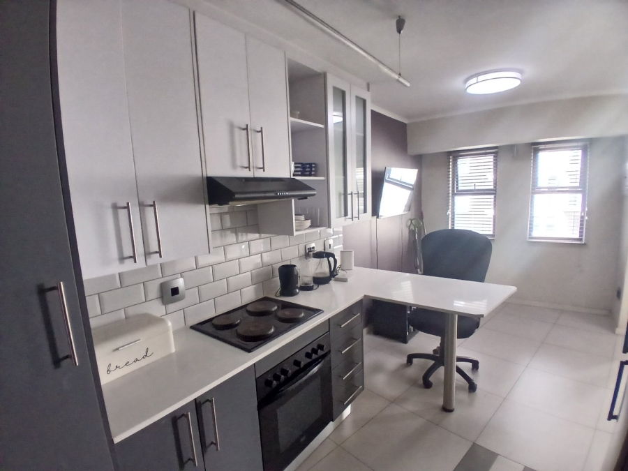 1 Bedroom Property for Sale in Hatfield Gauteng