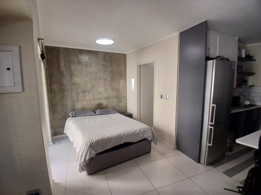 1 Bedroom Property for Sale in Hatfield Gauteng