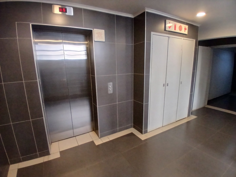1 Bedroom Property for Sale in Hatfield Gauteng