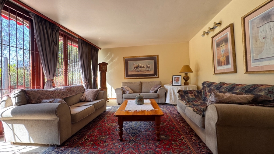 6 Bedroom Property for Sale in Three Rivers Proper Gauteng