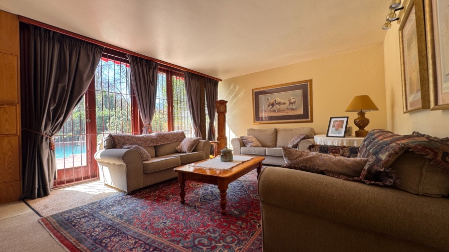 6 Bedroom Property for Sale in Three Rivers Proper Gauteng