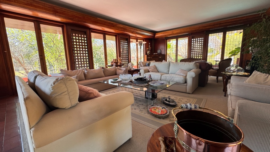 6 Bedroom Property for Sale in Three Rivers Proper Gauteng