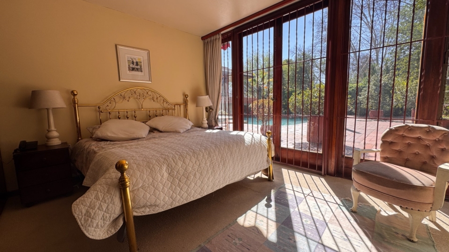 6 Bedroom Property for Sale in Three Rivers Proper Gauteng