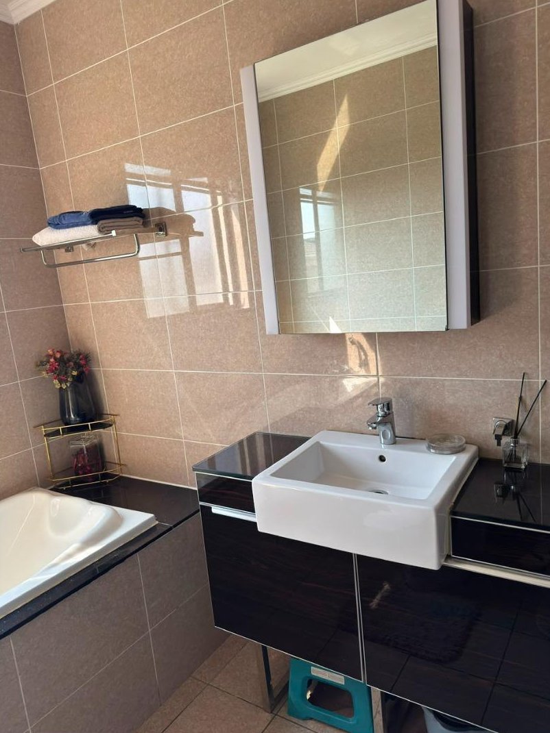 To Let 3 Bedroom Property for Rent in Fourways Gardens Gauteng