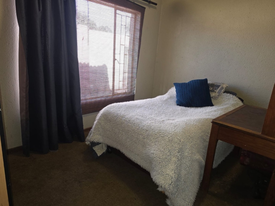 2 Bedroom Property for Sale in Doornpoort Gauteng