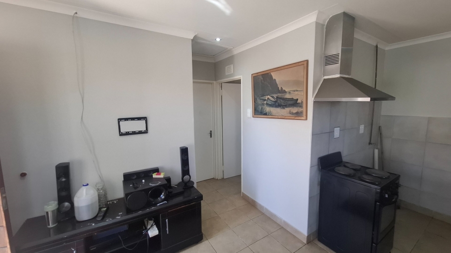 2 Bedroom Property for Sale in Savanna City Gauteng