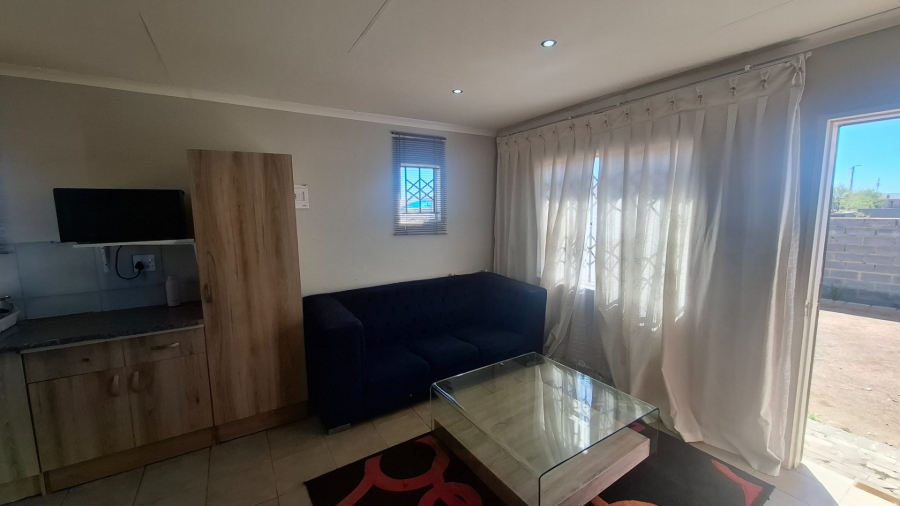 2 Bedroom Property for Sale in Savanna City Gauteng