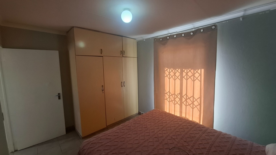 2 Bedroom Property for Sale in Savanna City Gauteng