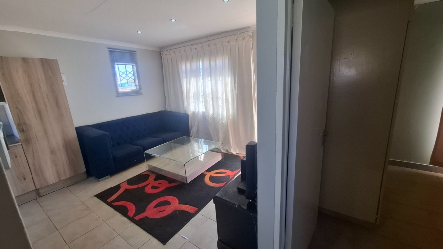 2 Bedroom Property for Sale in Savanna City Gauteng