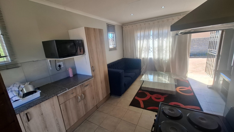 2 Bedroom Property for Sale in Savanna City Gauteng