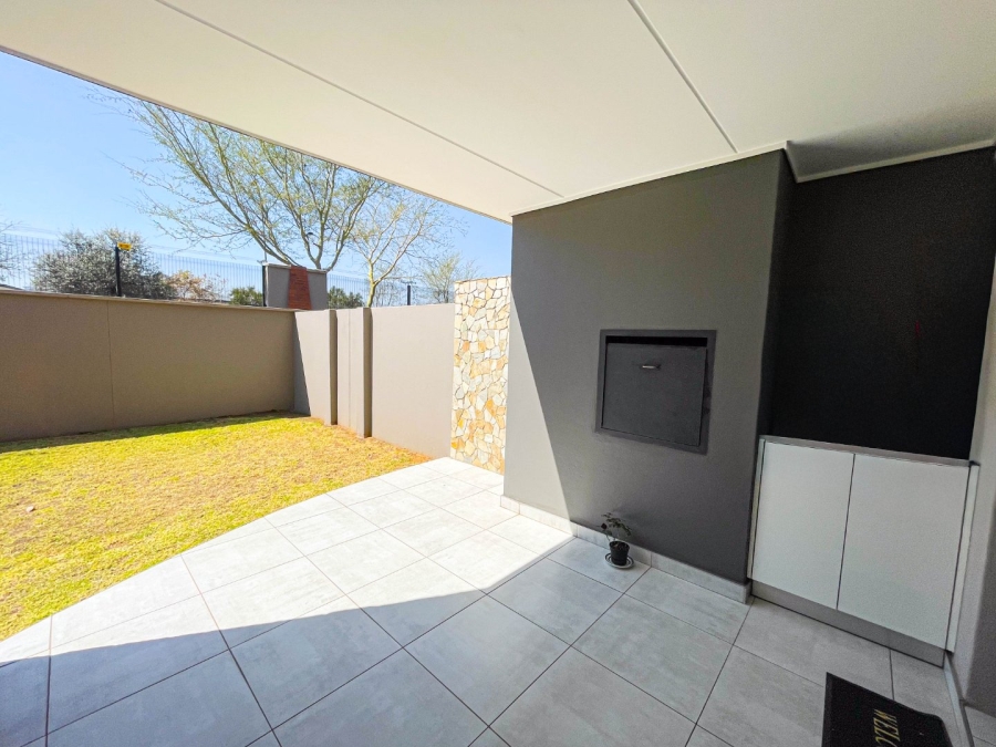 3 Bedroom Property for Sale in The Polofields Gauteng