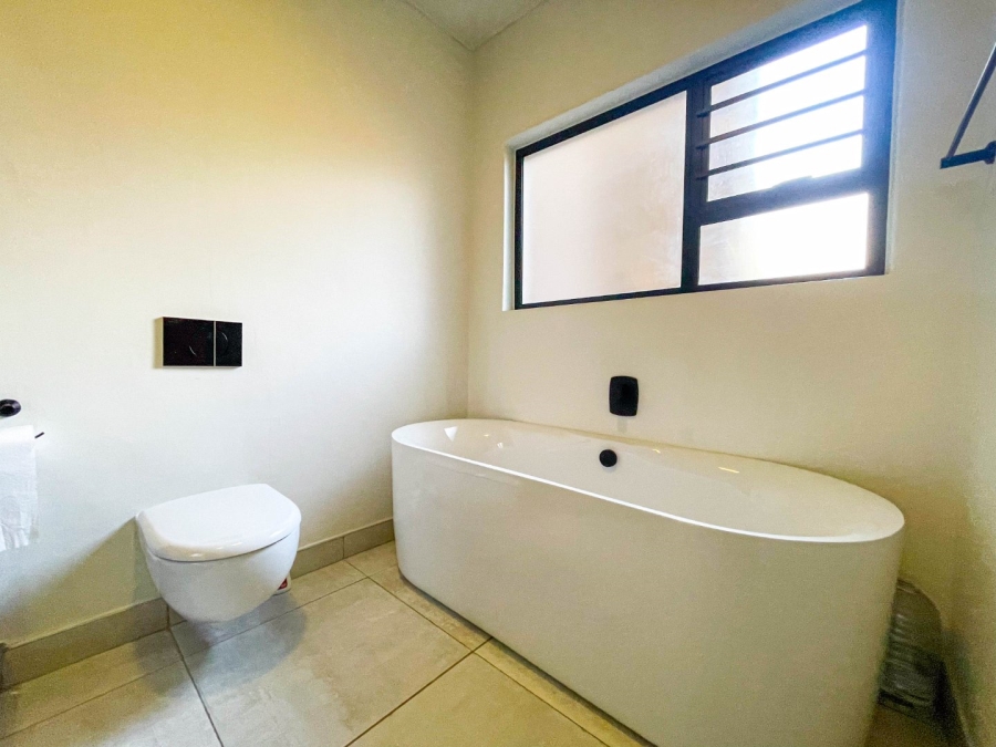 3 Bedroom Property for Sale in The Polofields Gauteng