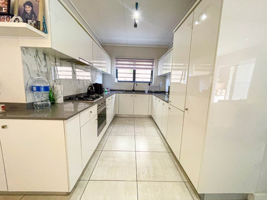 3 Bedroom Property for Sale in The Polofields Gauteng