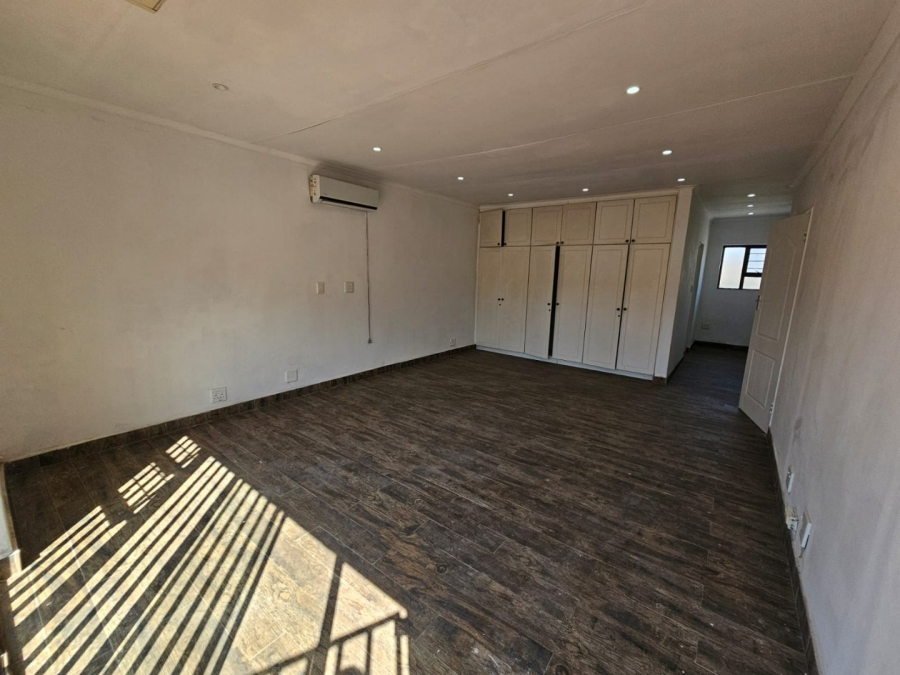 To Let 2 Bedroom Property for Rent in Laudium Gauteng