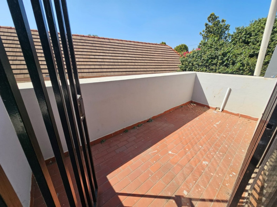 To Let 2 Bedroom Property for Rent in Laudium Gauteng