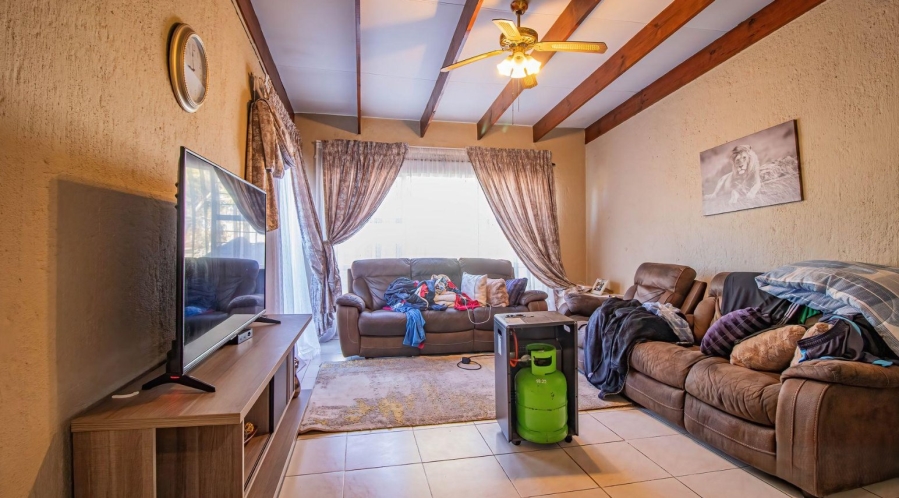 3 Bedroom Property for Sale in Klopperpark Gauteng