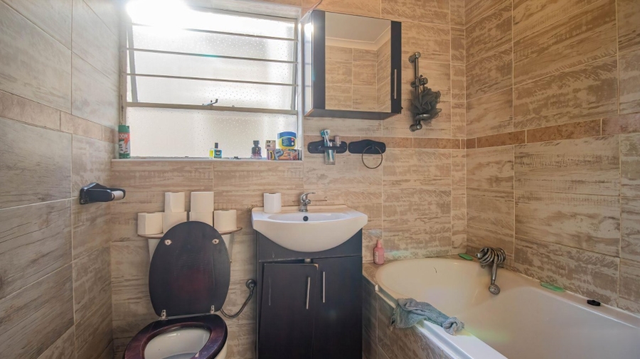3 Bedroom Property for Sale in Klopperpark Gauteng