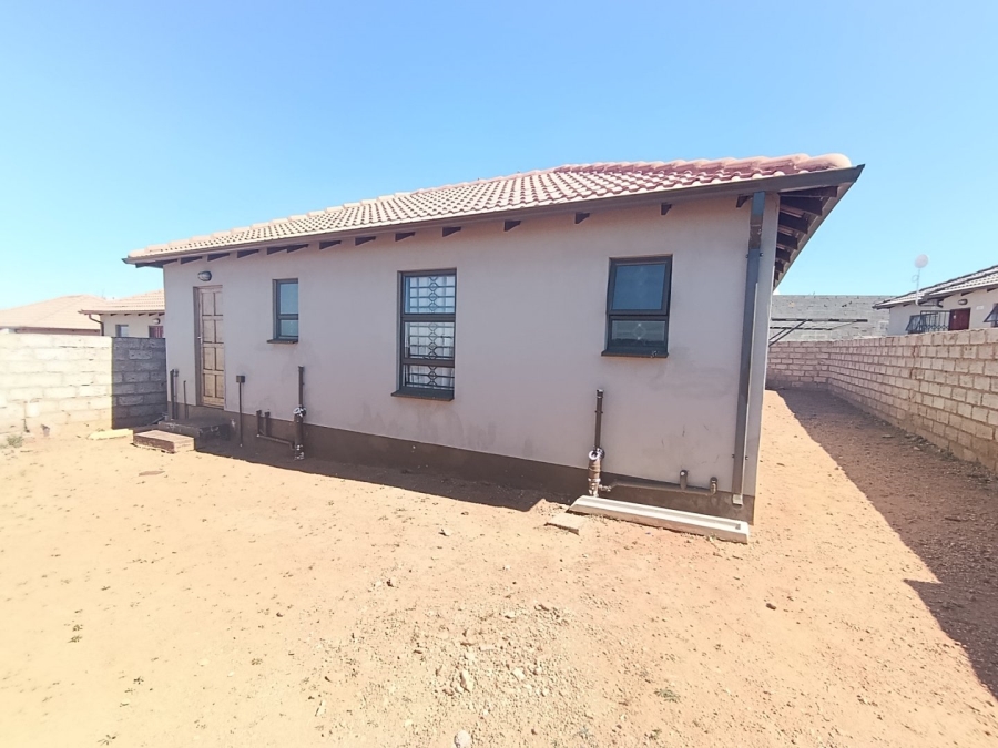 3 Bedroom Property for Sale in Lufhereng Gauteng