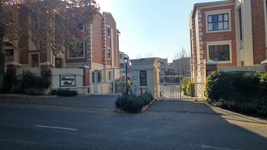To Let 2 Bedroom Property for Rent in Bryanston Gauteng