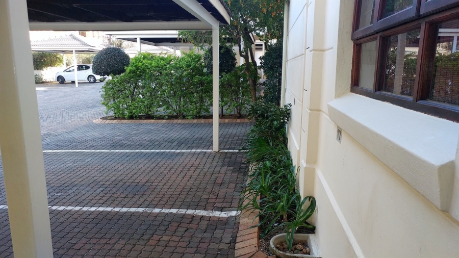 To Let 2 Bedroom Property for Rent in Bryanston Gauteng