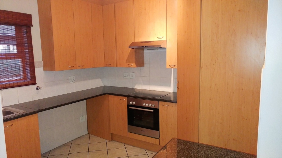 To Let 2 Bedroom Property for Rent in Bryanston Gauteng