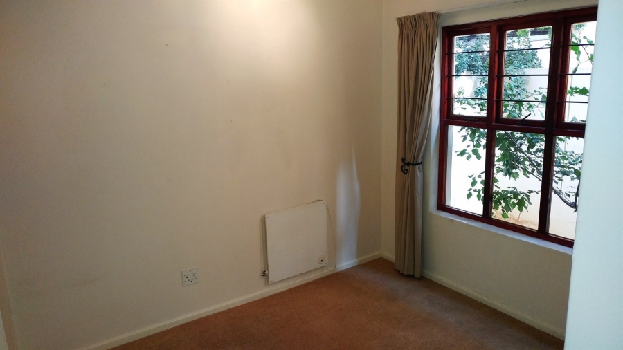 To Let 2 Bedroom Property for Rent in Bryanston Gauteng