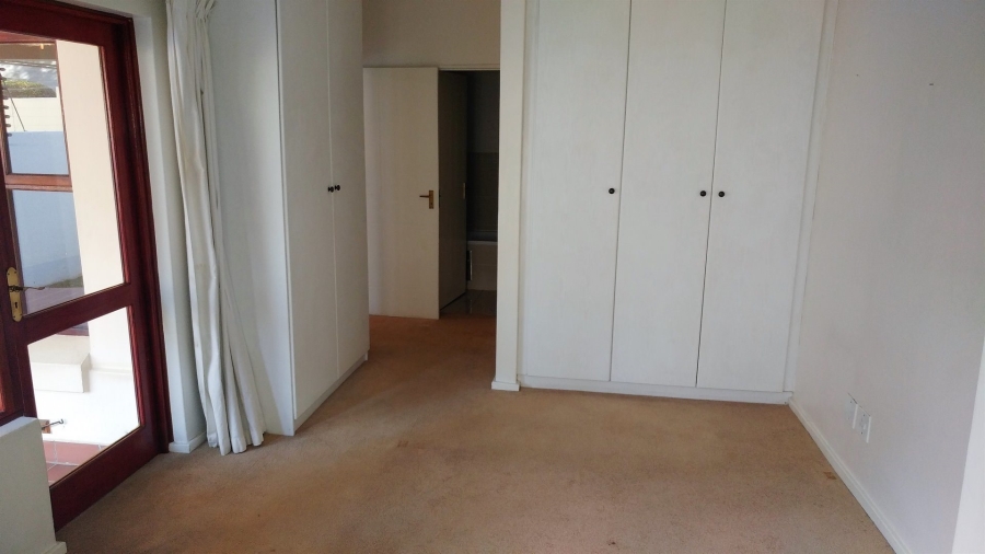 To Let 2 Bedroom Property for Rent in Bryanston Gauteng