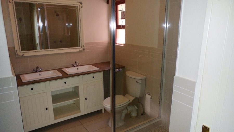 To Let 2 Bedroom Property for Rent in Bryanston Gauteng