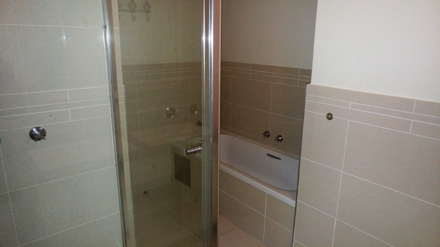 To Let 2 Bedroom Property for Rent in Bryanston Gauteng