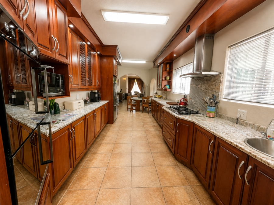 4 Bedroom Property for Sale in Vanderbijlpark SW 5 Gauteng