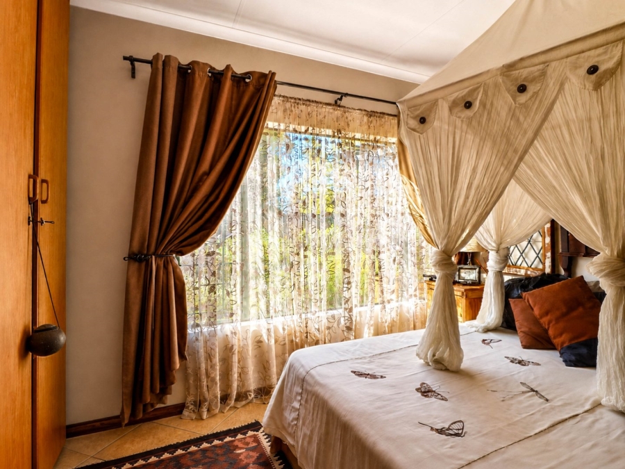4 Bedroom Property for Sale in Eldoraigne Gauteng