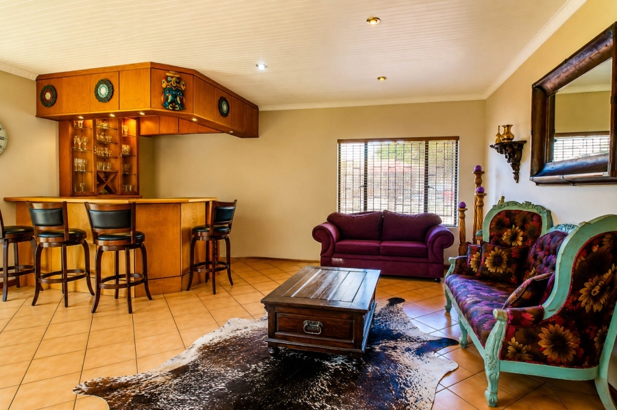 4 Bedroom Property for Sale in Eldoraigne Gauteng