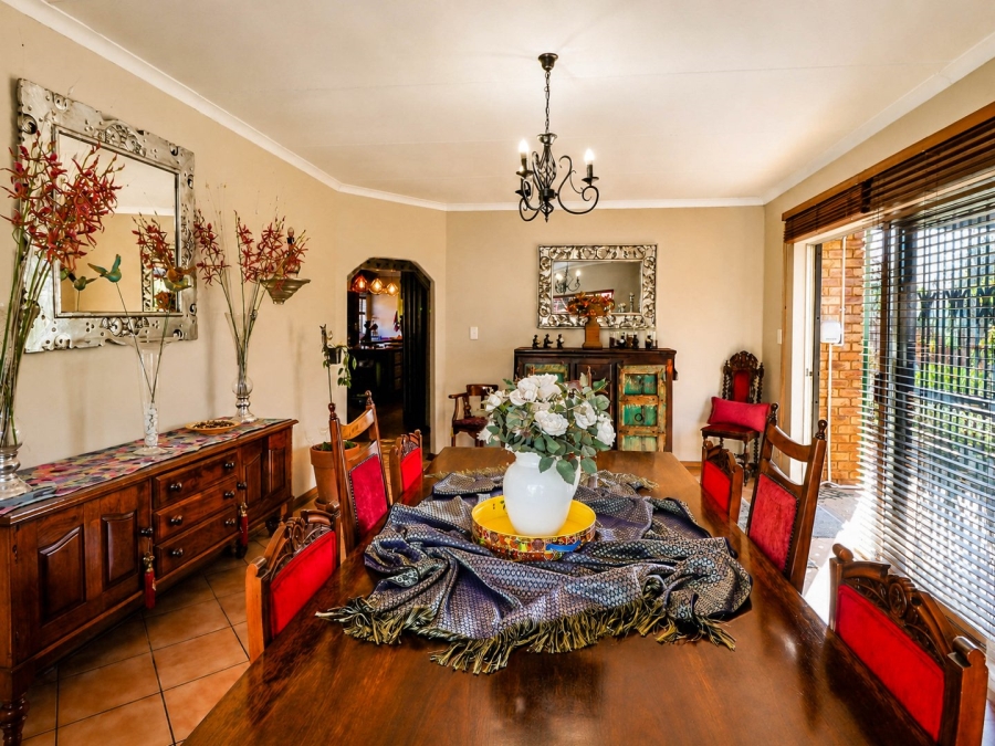 4 Bedroom Property for Sale in Eldoraigne Gauteng