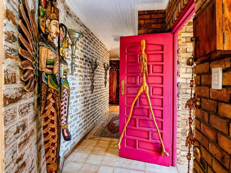 4 Bedroom Property for Sale in Eldoraigne Gauteng