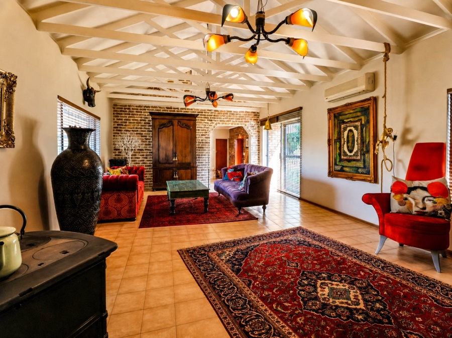 4 Bedroom Property for Sale in Eldoraigne Gauteng