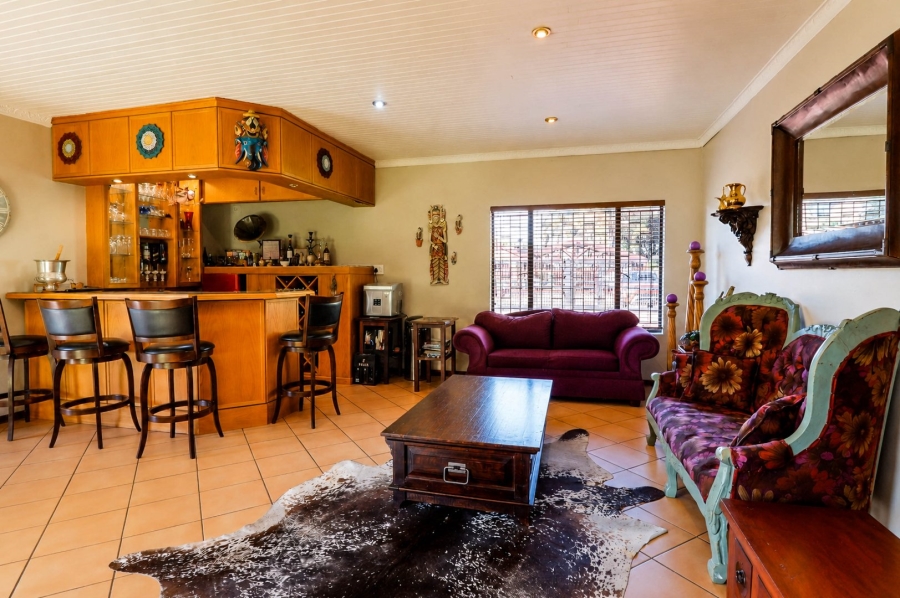 4 Bedroom Property for Sale in Eldoraigne Gauteng