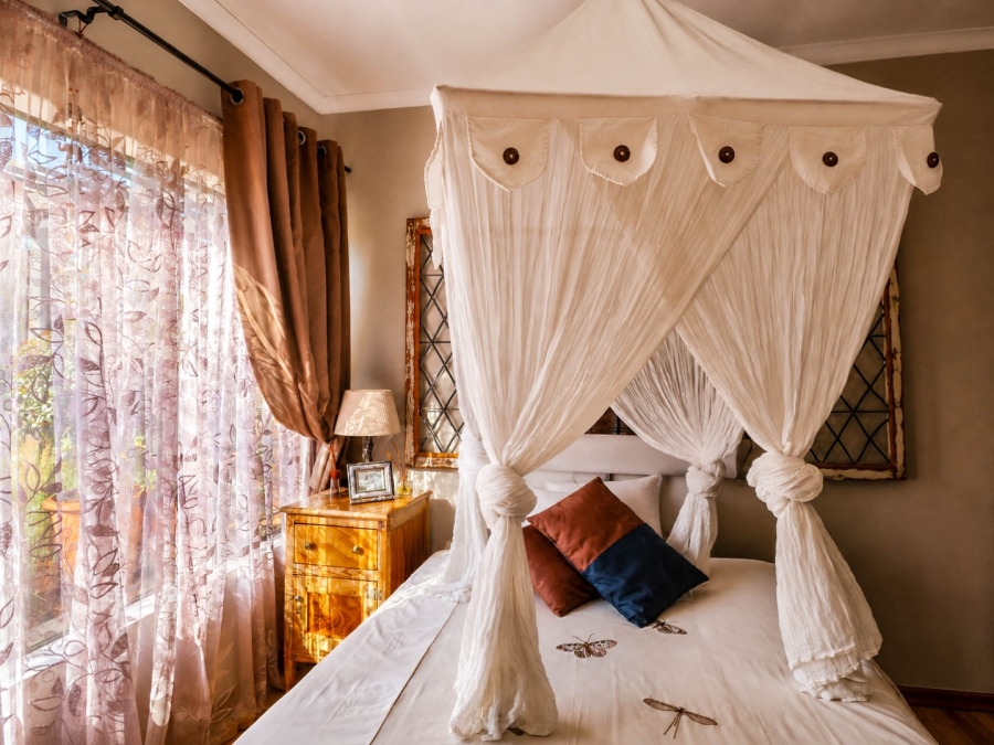 4 Bedroom Property for Sale in Eldoraigne Gauteng