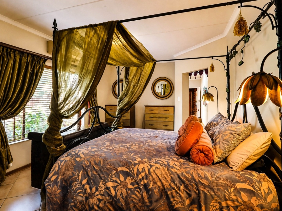 4 Bedroom Property for Sale in Eldoraigne Gauteng