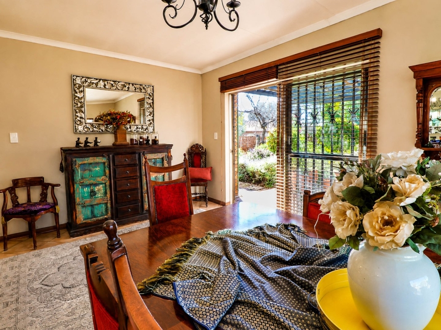 4 Bedroom Property for Sale in Eldoraigne Gauteng