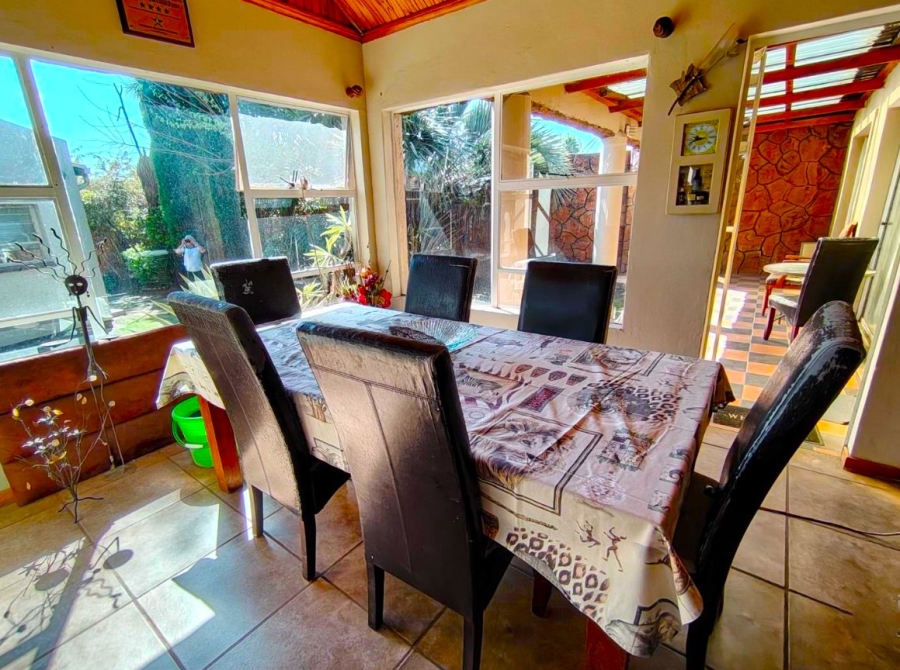 8 Bedroom Property for Sale in Witfield Gauteng